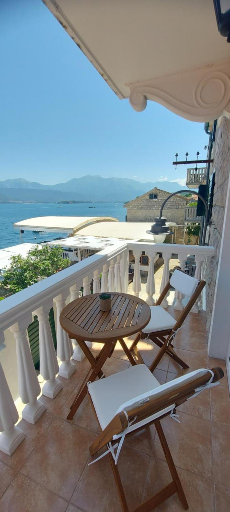 La Casa Di Sonja Apartment Тиват Екстериор снимка